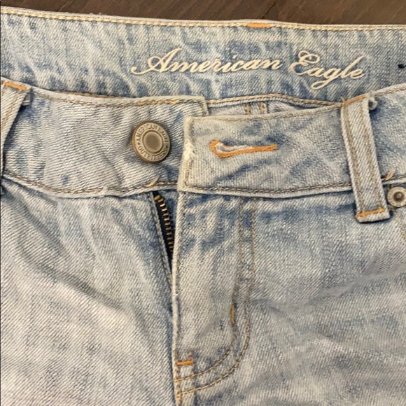 Shorts - Picture 3 of 4